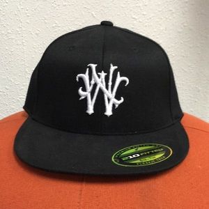 NW originals 210 fitted 6 7/8-7 1/4 hat